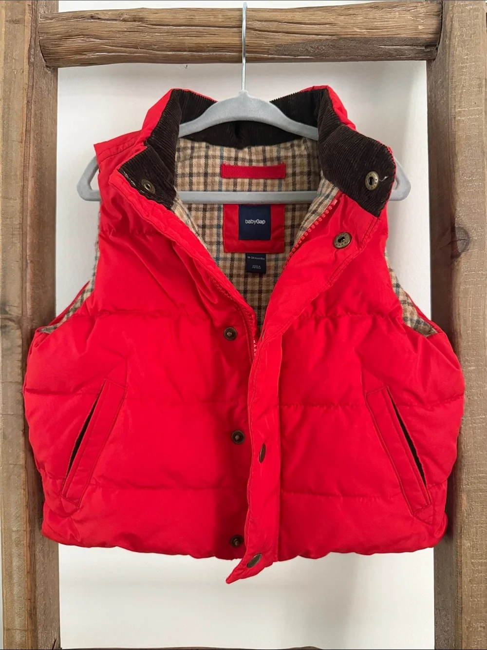 GAP size 18-24 months Kids Red Puffer Vest - Lightweight Layering Vest